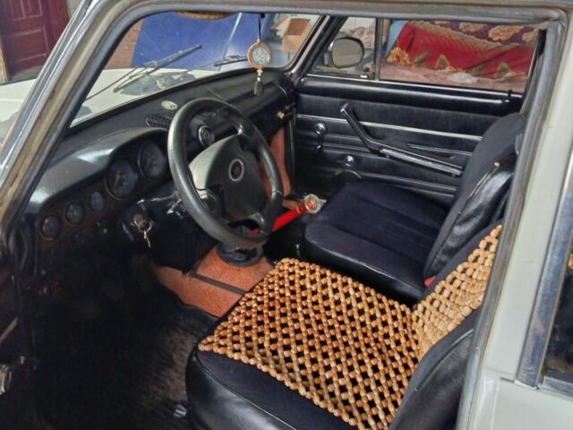 Белый ВАЗ 2106, объемом двигателя 1.5 л и пробегом 77 тыс. км за 900 $, фото 4 на Automoto.ua