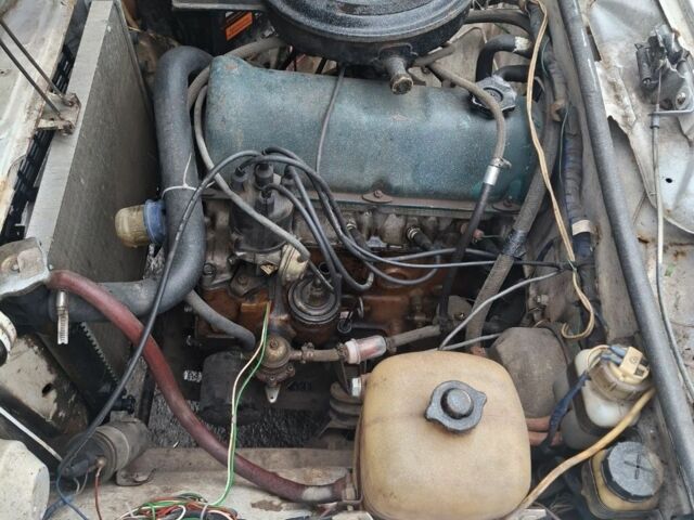 Белый ВАЗ 2106, объемом двигателя 0 л и пробегом 300 тыс. км за 761 $, фото 6 на Automoto.ua