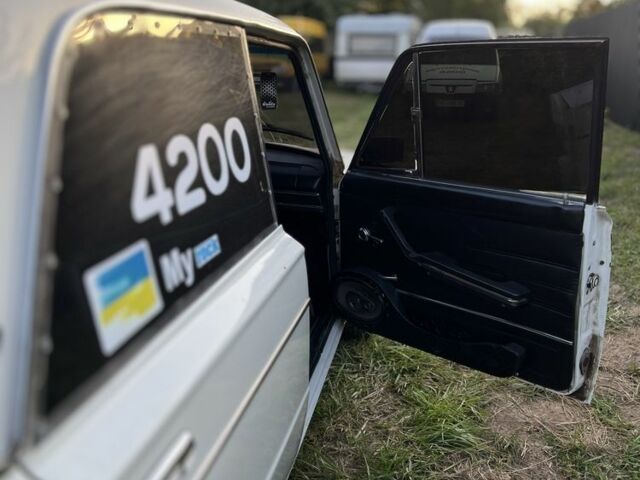 Білий ВАЗ 2106, об'ємом двигуна 1.7 л та пробігом 79 тис. км за 1650 $, фото 5 на Automoto.ua