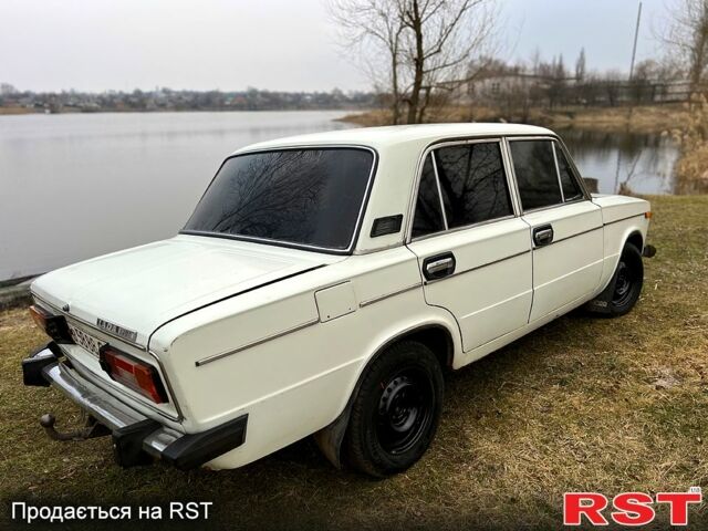 Белый ВАЗ 2106, объемом двигателя 13 л и пробегом 100 тыс. км за 600 $, фото 3 на Automoto.ua