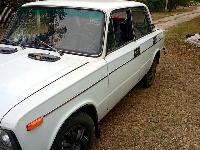 ВАЗ 2106 1986 в Черкассах на Automoto.ua Белый ВАЗ 2106, объемом двигателя 1.6 л и пробегом 180 тыс. км за 360 $, фото 1 на Automoto.ua