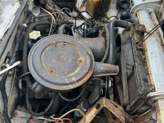 Белый ВАЗ 2106, объемом двигателя 0 л и пробегом 200 тыс. км за 354 $, фото 2 на Automoto.ua