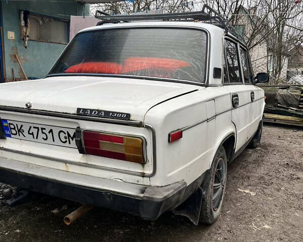 Белый ВАЗ 2106, объемом двигателя 1.3 л и пробегом 60 тыс. км за 500 $, фото 3 на Automoto.ua