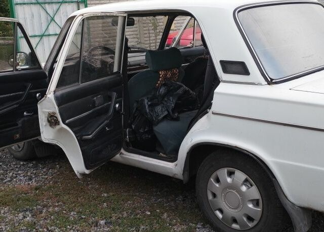 Белый ВАЗ 2106, объемом двигателя 1.5 л и пробегом 100 тыс. км за 476 $, фото 4 на Automoto.ua