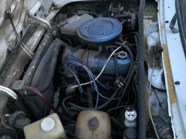 Белый ВАЗ 2106, объемом двигателя 1.5 л и пробегом 333 тыс. км за 601 $, фото 4 на Automoto.ua