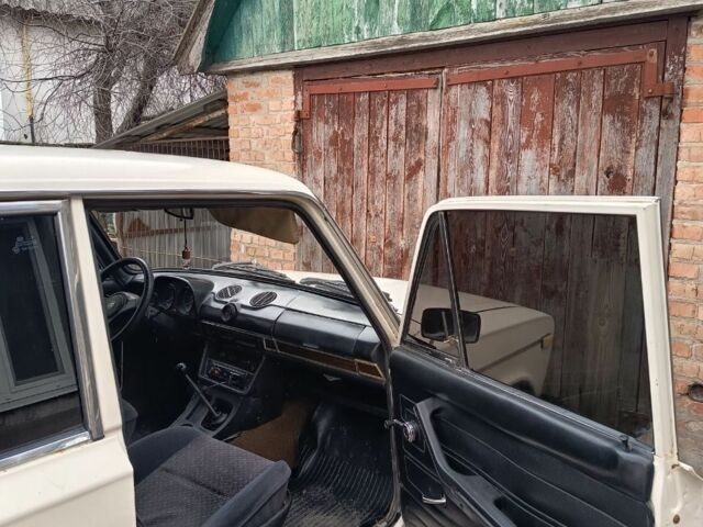 Білий ВАЗ 2106, об'ємом двигуна 1.6 л та пробігом 140 тис. км за 641 $, фото 5 на Automoto.ua