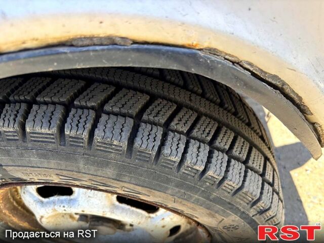 Белый ВАЗ 2106, объемом двигателя 1.5 л и пробегом 0 тыс. км за 480 $, фото 4 на Automoto.ua