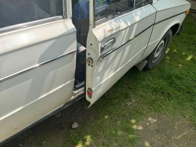 Белый ВАЗ 2106, объемом двигателя 0 л и пробегом 32 тыс. км за 352 $, фото 2 на Automoto.ua