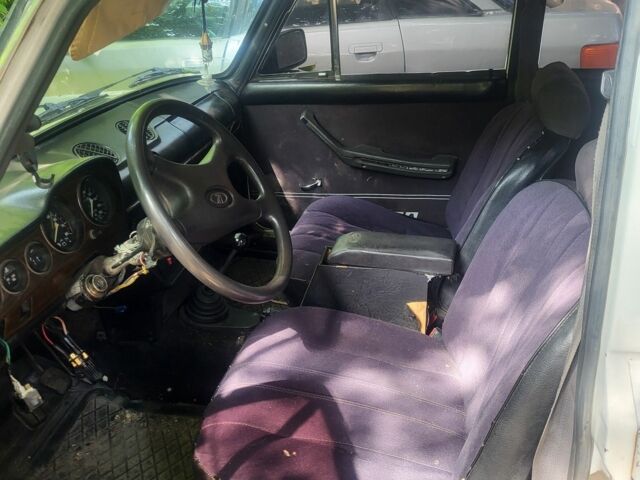 Белый ВАЗ 2106, объемом двигателя 1 л и пробегом 52 тыс. км за 378 $, фото 3 на Automoto.ua