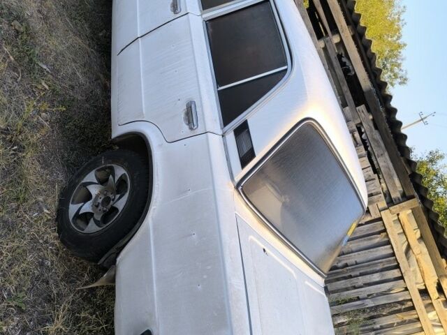 Белый ВАЗ 2106, объемом двигателя 0 л и пробегом 1000 тыс. км за 415 $, фото 2 на Automoto.ua