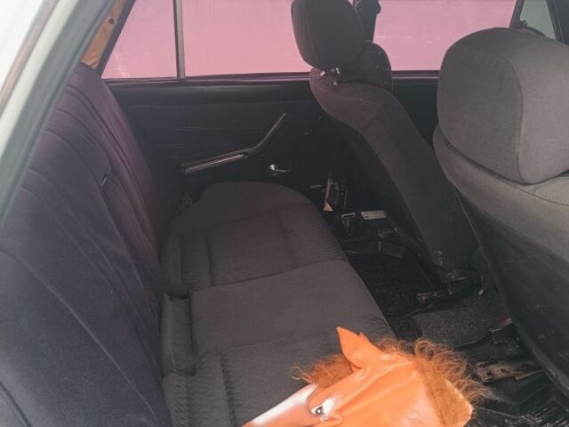 Белый ВАЗ 2106, объемом двигателя 1.5 л и пробегом 60 тыс. км за 1300 $, фото 13 на Automoto.ua