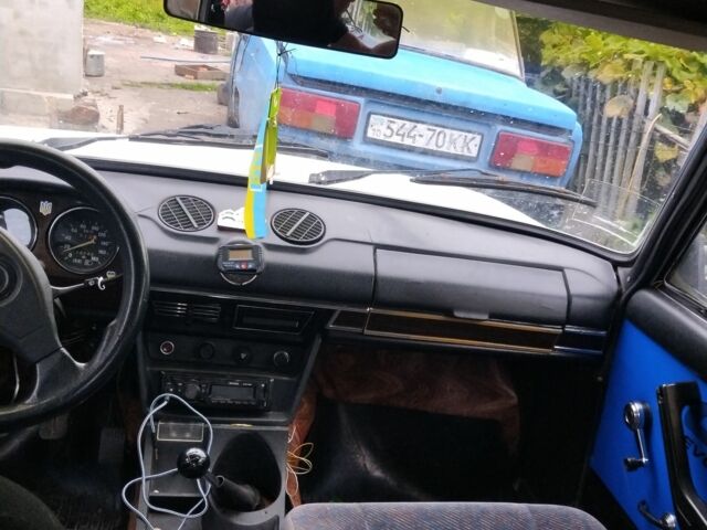 Белый ВАЗ 2106, объемом двигателя 1.6 л и пробегом 3 тыс. км за 358 $, фото 4 на Automoto.ua