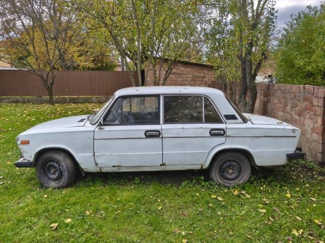 ВАЗ 2106 1986 в Черновцах на Automoto.ua Белый ВАЗ 2106, объемом двигателя 0 л и пробегом 445 тыс. км за 264 $, фото 2 на Automoto.ua