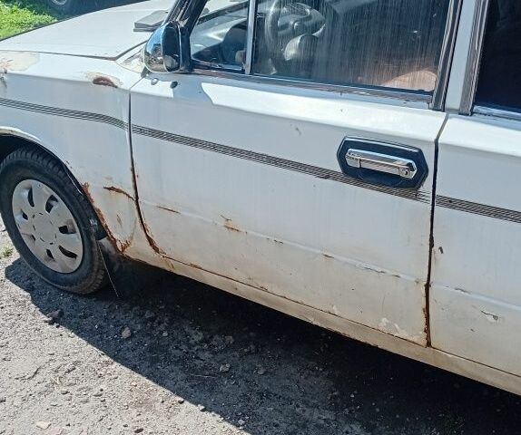 Белый ВАЗ 2106, объемом двигателя 1.3 л и пробегом 280 тыс. км за 274 $, фото 3 на Automoto.ua