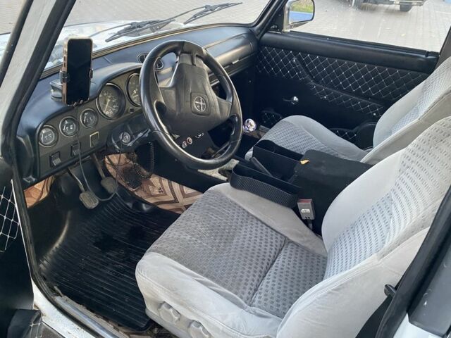 Белый ВАЗ 2106, объемом двигателя 1.6 л и пробегом 300 тыс. км за 800 $, фото 7 на Automoto.ua