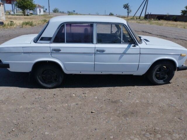 Белый ВАЗ 2106, объемом двигателя 1.3 л и пробегом 100 тыс. км за 950 $, фото 2 на Automoto.ua