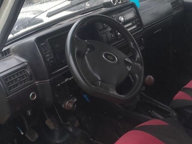 Белый ВАЗ 2106, объемом двигателя 0 л и пробегом 27 тыс. км за 425 $, фото 3 на Automoto.ua