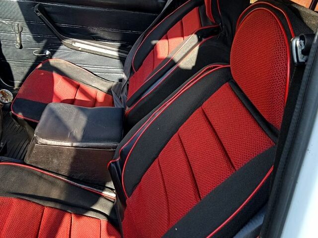 Белый ВАЗ 2106, объемом двигателя 1.3 л и пробегом 0 тыс. км за 550 $, фото 4 на Automoto.ua