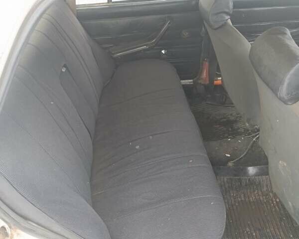 Білий ВАЗ 2106, об'ємом двигуна 1 л та пробігом 30 тис. км за 641 $, фото 4 на Automoto.ua