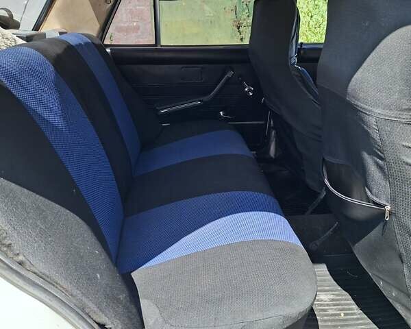 Білий ВАЗ 2106, об'ємом двигуна 1.3 л та пробігом 423 тис. км за 1050 $, фото 18 на Automoto.ua