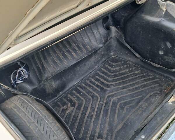 Білий ВАЗ 2106, об'ємом двигуна 1.3 л та пробігом 35 тис. км за 909 $, фото 3 на Automoto.ua