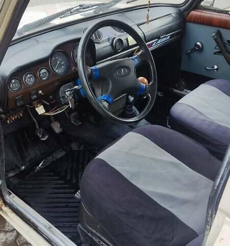 Белый ВАЗ 2106, объемом двигателя 1.5 л и пробегом 100 тыс. км за 500 $, фото 2 на Automoto.ua