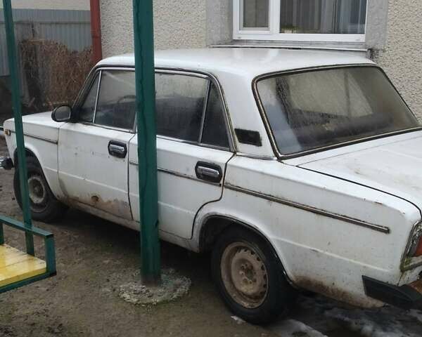 Белый ВАЗ 2106, объемом двигателя 0 л и пробегом 200 тыс. км за 450 $, фото 2 на Automoto.ua