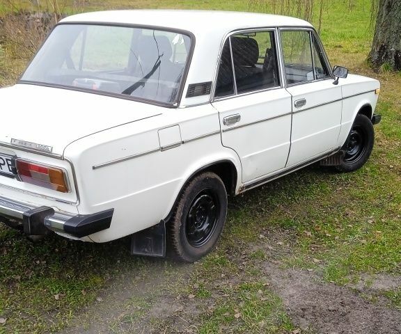 Белый ВАЗ 2106, объемом двигателя 3 л и пробегом 90 тыс. км за 880 $, фото 5 на Automoto.ua