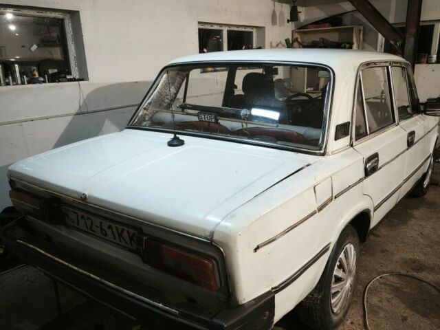 Белый ВАЗ 2106, объемом двигателя 0 л и пробегом 100 тыс. км за 450 $, фото 3 на Automoto.ua