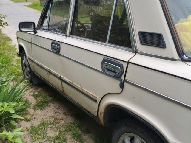 Білий ВАЗ 2106, об'ємом двигуна 0 л та пробігом 99 тис. км за 500 $, фото 2 на Automoto.ua