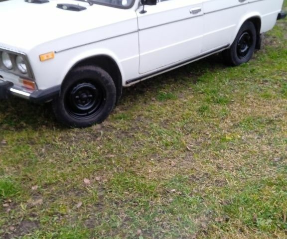 Белый ВАЗ 2106, объемом двигателя 3 л и пробегом 90 тыс. км за 880 $, фото 2 на Automoto.ua