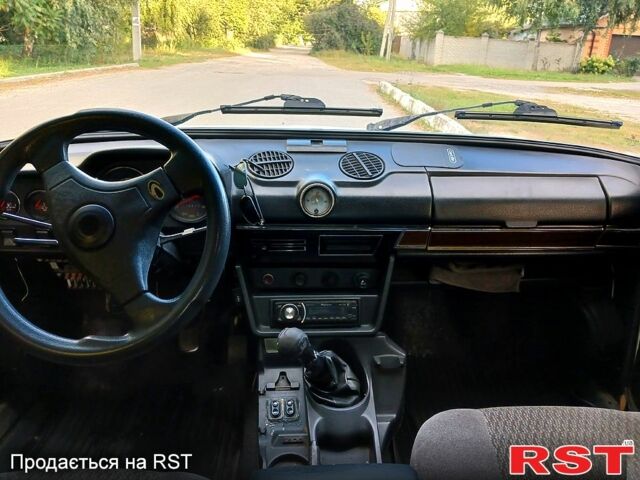 Білий ВАЗ 2106, об'ємом двигуна 1.5 л та пробігом 160 тис. км за 1500 $, фото 3 на Automoto.ua