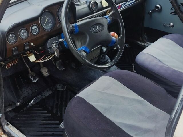 Белый ВАЗ 2106, объемом двигателя 1.5 л и пробегом 150 тыс. км за 500 $, фото 7 на Automoto.ua