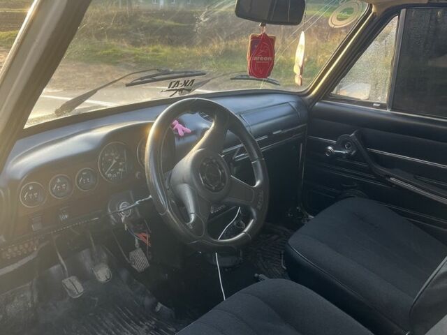 Белый ВАЗ 2106, объемом двигателя 1.5 л и пробегом 200 тыс. км за 400 $, фото 5 на Automoto.ua