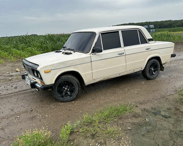 Белый ВАЗ 2106, объемом двигателя 1.3 л и пробегом 350 тыс. км за 850 $, фото 3 на Automoto.ua