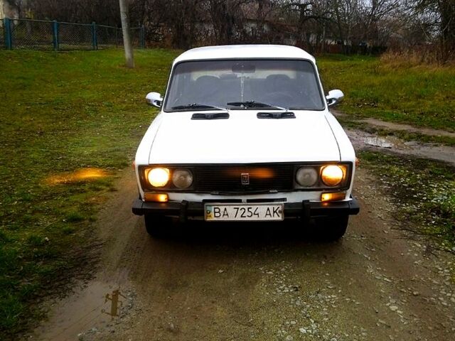 Белый ВАЗ 2106, объемом двигателя 1.3 л и пробегом 220 тыс. км за 650 $, фото 3 на Automoto.ua
