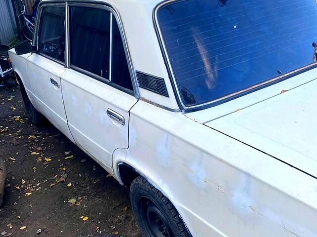Білий ВАЗ 2106, об'ємом двигуна 1.3 л та пробігом 0 тис. км за 830 $, фото 2 на Automoto.ua