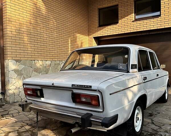 Белый ВАЗ 2106, объемом двигателя 1.5 л и пробегом 65 тыс. км за 1000 $, фото 4 на Automoto.ua