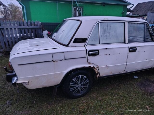 Белый ВАЗ 2106, объемом двигателя 1.3 л и пробегом 80 тыс. км за 500 $, фото 2 на Automoto.ua