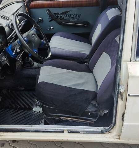 Белый ВАЗ 2106, объемом двигателя 1.5 л и пробегом 100 тыс. км за 500 $, фото 1 на Automoto.ua