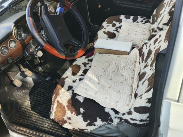 Білий ВАЗ 2106, об'ємом двигуна 1.3 л та пробігом 73 тис. км за 650 $, фото 6 на Automoto.ua