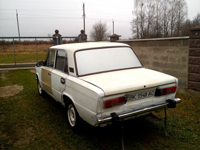 Белый ВАЗ 2106, объемом двигателя 0 л и пробегом 85 тыс. км за 550 $, фото 3 на Automoto.ua