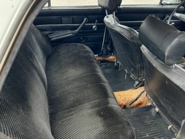 Белый ВАЗ 2106, объемом двигателя 1.5 л и пробегом 100 тыс. км за 601 $, фото 4 на Automoto.ua