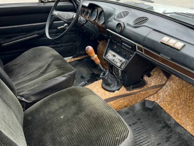 Белый ВАЗ 2106, объемом двигателя 1.5 л и пробегом 100 тыс. км за 601 $, фото 6 на Automoto.ua