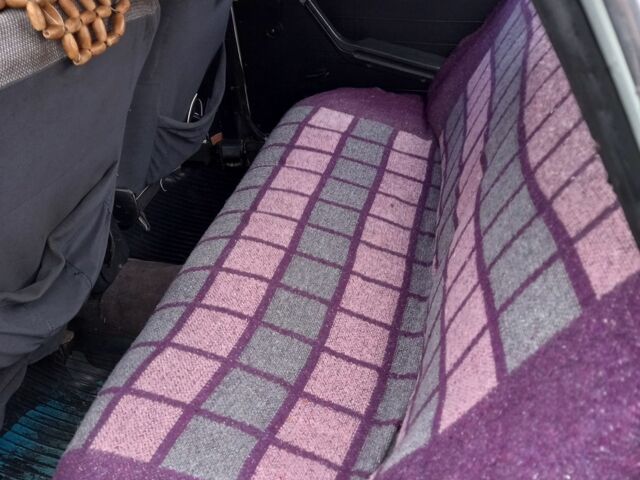 Белый ВАЗ 2106, объемом двигателя 0 л и пробегом 200 тыс. км за 700 $, фото 7 на Automoto.ua