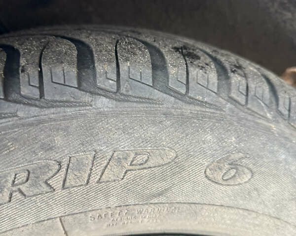 Белый ВАЗ 2106, объемом двигателя 1.3 л и пробегом 150 тыс. км за 550 $, фото 6 на Automoto.ua