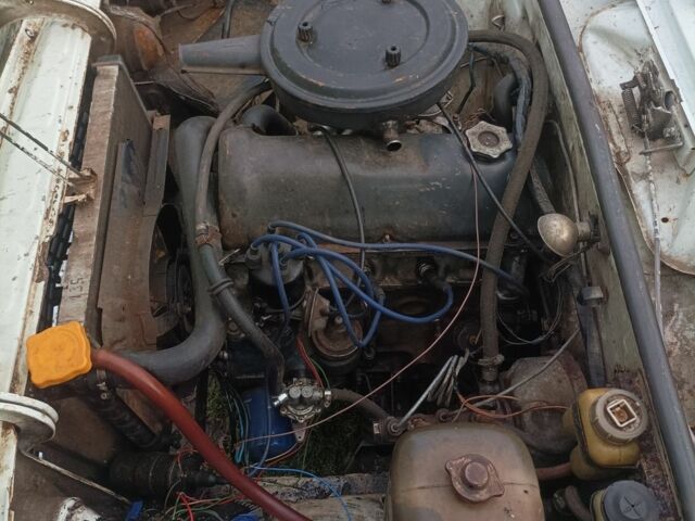 Белый ВАЗ 2106, объемом двигателя 0 л и пробегом 52 тыс. км за 603 $, фото 6 на Automoto.ua