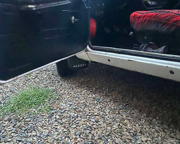 Білий ВАЗ 2106, об'ємом двигуна 1.6 л та пробігом 80 тис. км за 1000 $, фото 7 на Automoto.ua