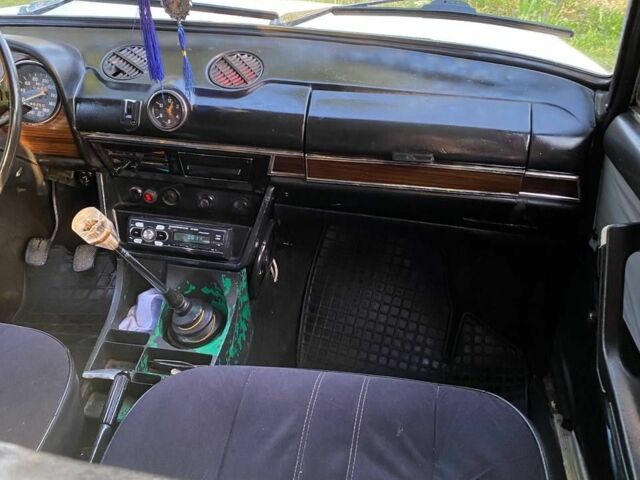 Белый ВАЗ 2106, объемом двигателя 1.3 л и пробегом 240 тыс. км за 750 $, фото 9 на Automoto.ua