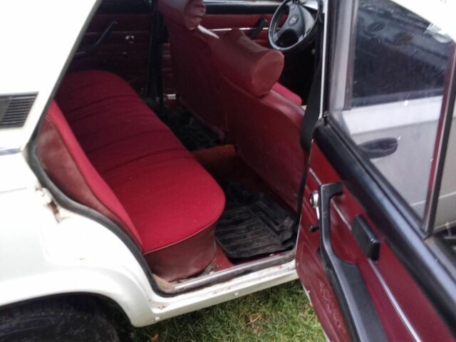 Білий ВАЗ 2106, об'ємом двигуна 1.3 л та пробігом 380 тис. км за 1100 $, фото 6 на Automoto.ua